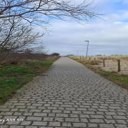 In Near The Beach, Cleaning Included Lägenhet Nieuwpoort